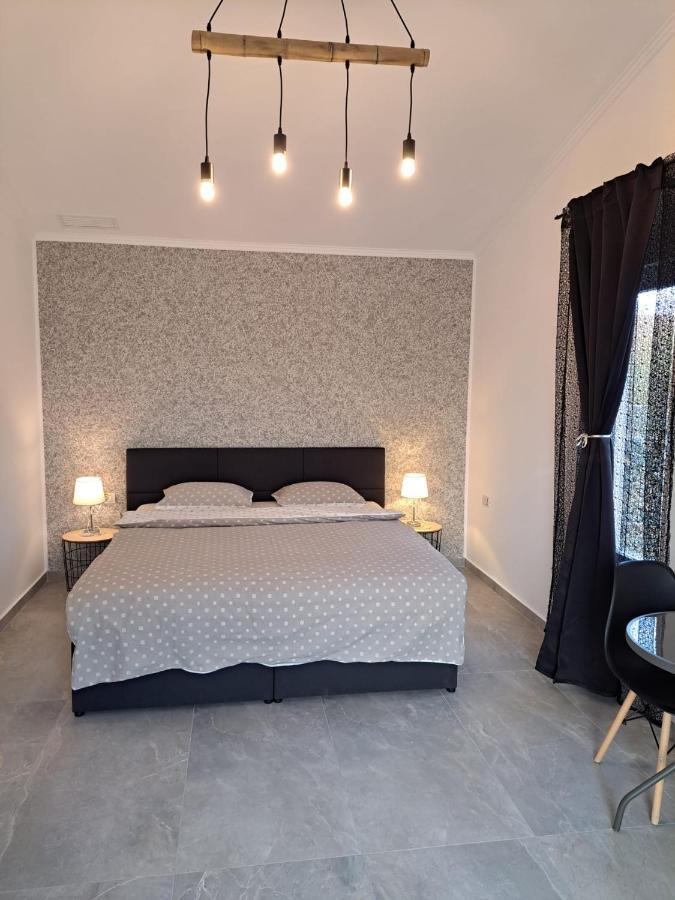 Kevin&Jessica Rooms Giarmata Exterior foto